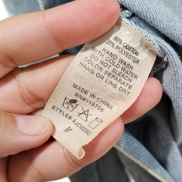 Sadie & Love Floral Embroidered Denim Jacket - Picture 8 of 8